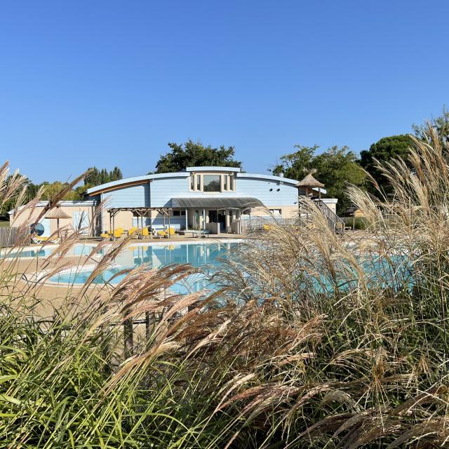 Lac De L Uby Parc De Loisirs Piscine Cazaubon Barbotan